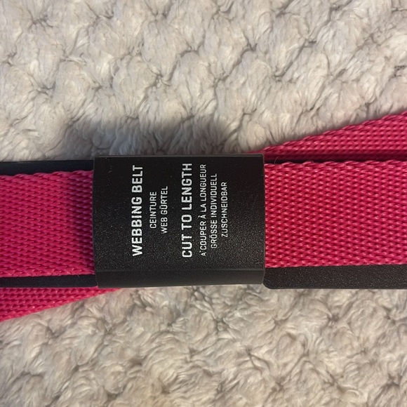 Ladies pink puma adjustable belt - Picture 3 of 3